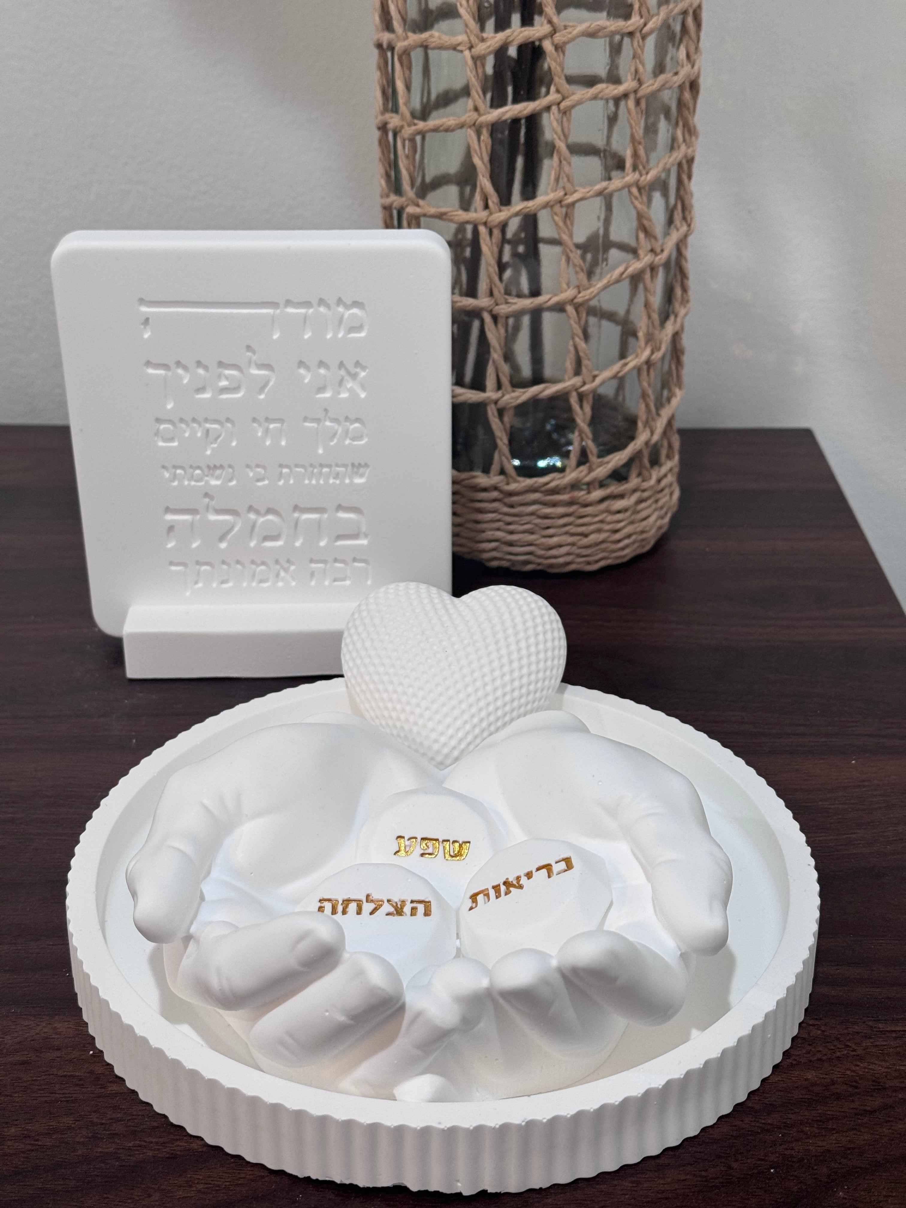 The white collection- “Hands of blessing” (6 pcs)